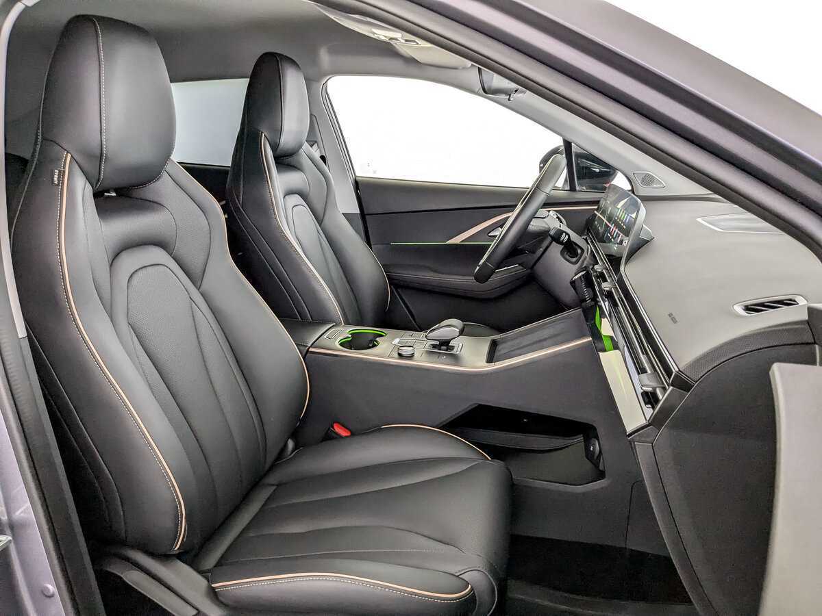 OMODA C5 с пробегом — 2023 год. Фото: #22