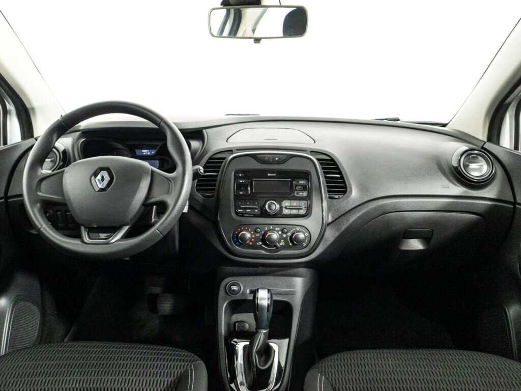 Renault Kaptur с пробегом — 2018 год. Фото: #12
