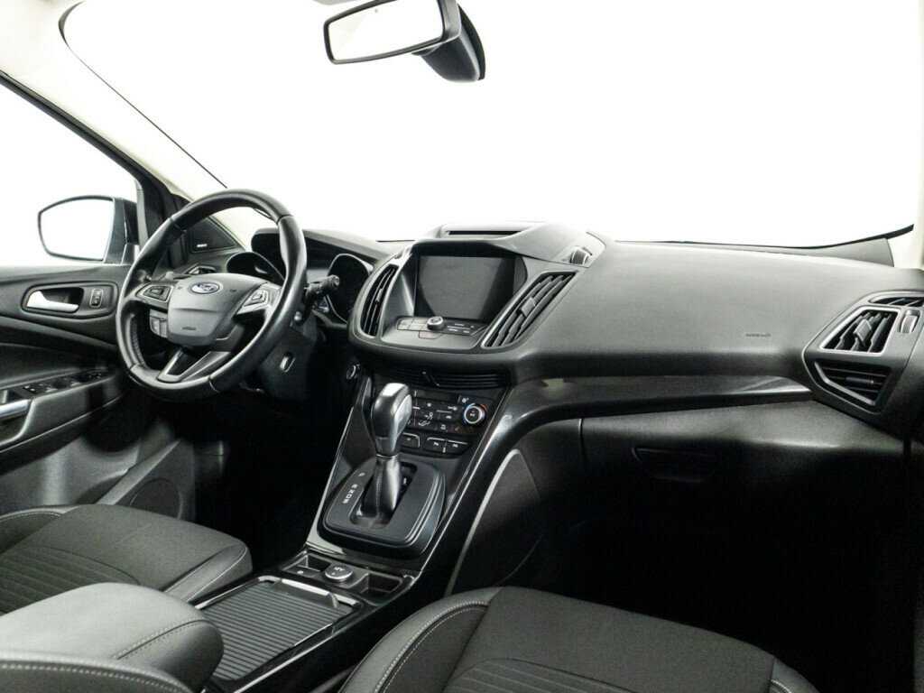 Ford Kuga с пробегом — 2017 год. Фото: #8