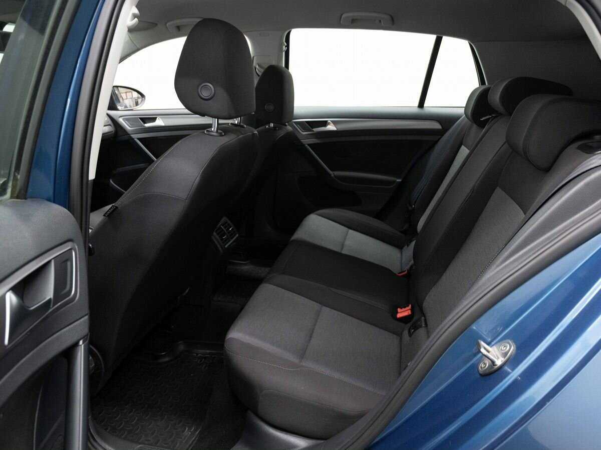 Volkswagen Golf с пробегом — 2013 год. Фото: #8