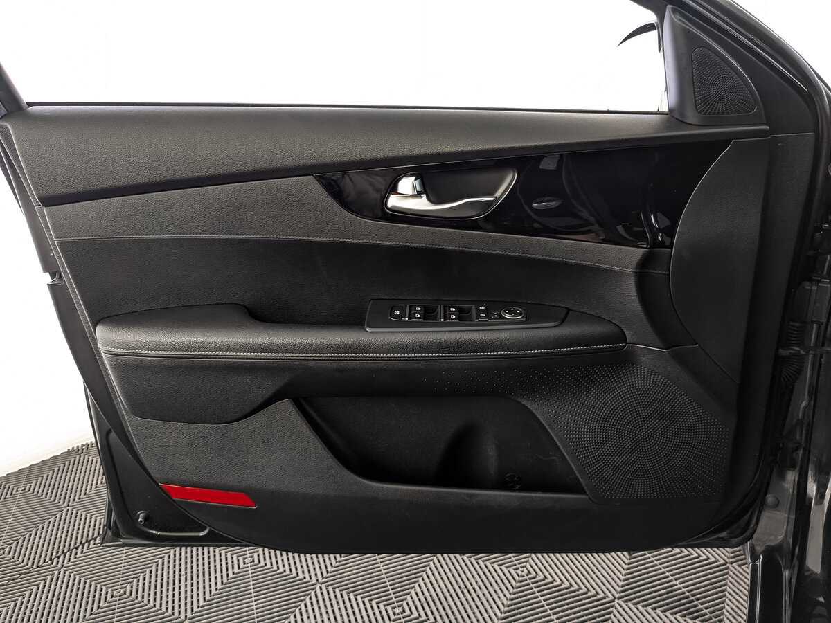 Kia Cerato с пробегом — 2020 год. Фото: #18