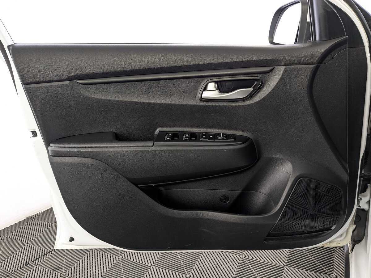 Kia Rio с пробегом — 2020 год. Фото: #15