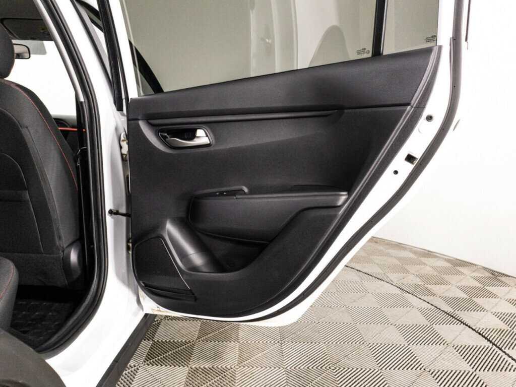 Kia Rio с пробегом — 2021 год. Фото: #26