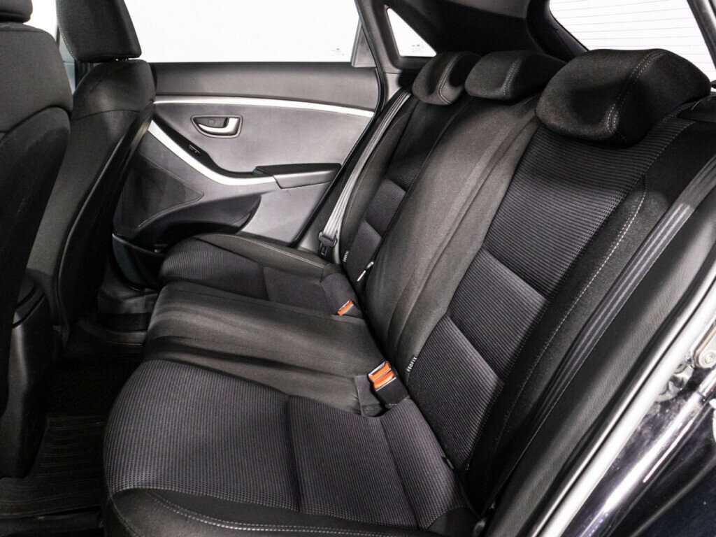 Hyundai i30 с пробегом — 2014 год. Фото: #9