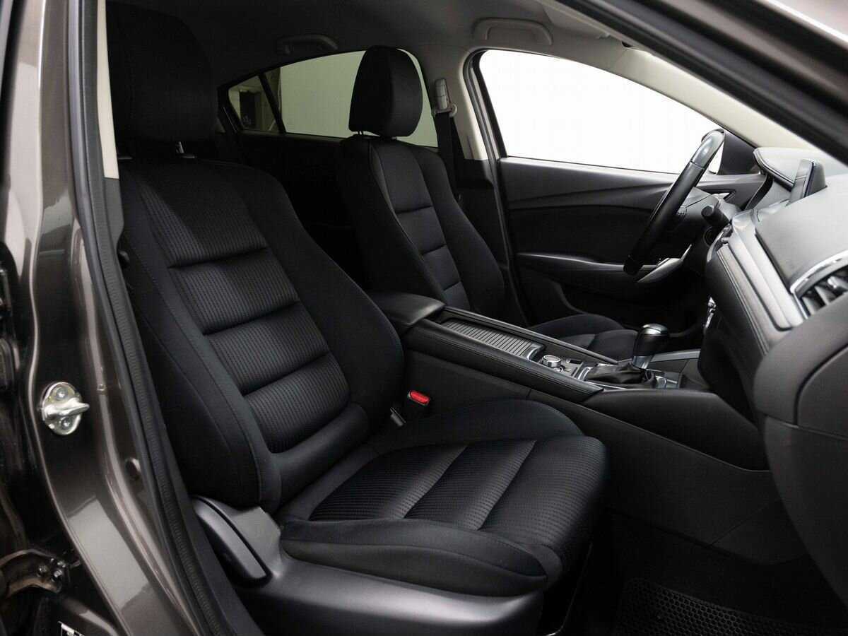 Mazda 6 с пробегом — 2017 год. Фото: #12