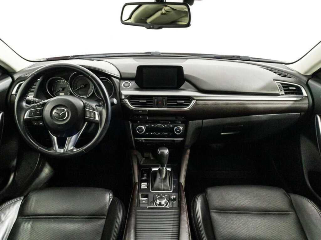 Mazda 6 с пробегом — 2016 год. Фото: #12