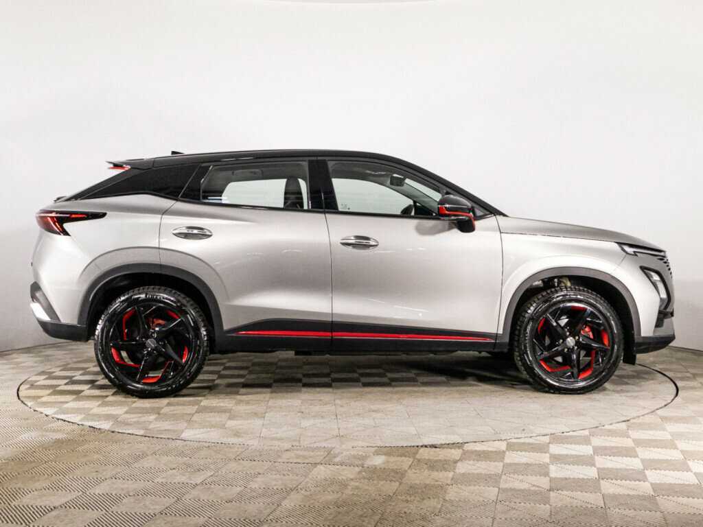 OMODA C5 с пробегом — 2023 год. Фото: #3