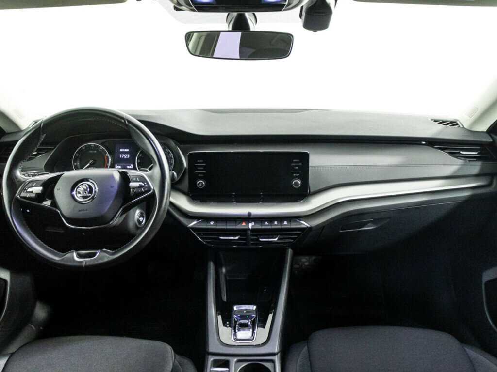 Skoda Octavia с пробегом — 2021 год. Фото: #12