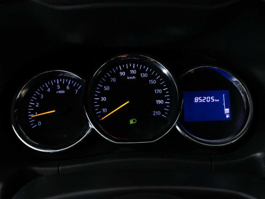 Renault Duster с пробегом — 2017 год. Фото: #8