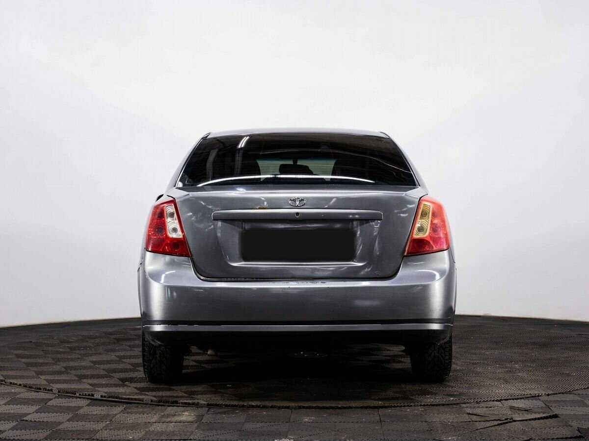 Daewoo Gentra с пробегом — 2013 год. Фото: #4