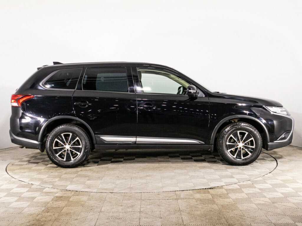 Mitsubishi Outlander с пробегом — 2019 год. Фото: #3