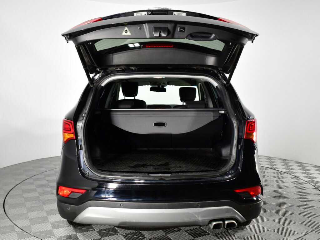 Hyundai Santa Fe с пробегом — 2017 год. Фото: #15