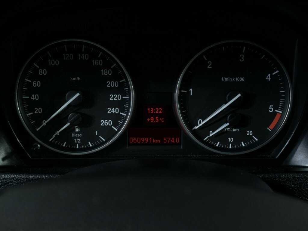 BMW X1 с пробегом — 2012 год. Фото: #10