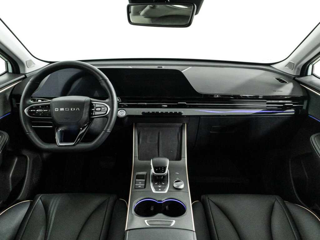 OMODA C5 с пробегом — 2023 год. Фото: #12