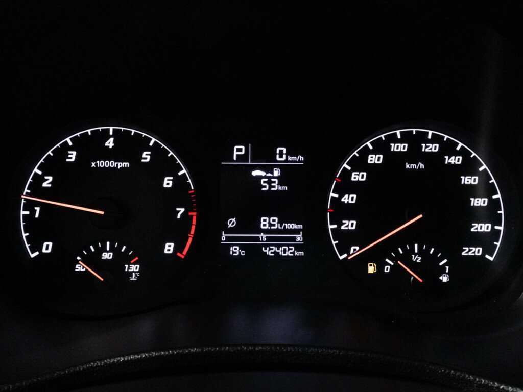 Hyundai Solaris с пробегом — 2022 год. Фото: #11