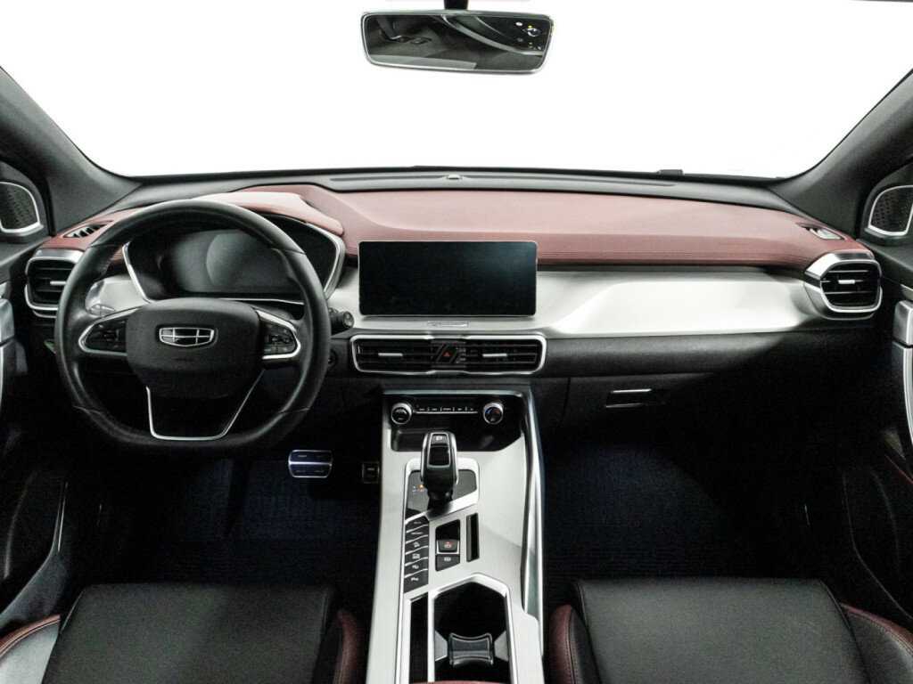 Geely Coolray с пробегом — 2022 год. Фото: #12