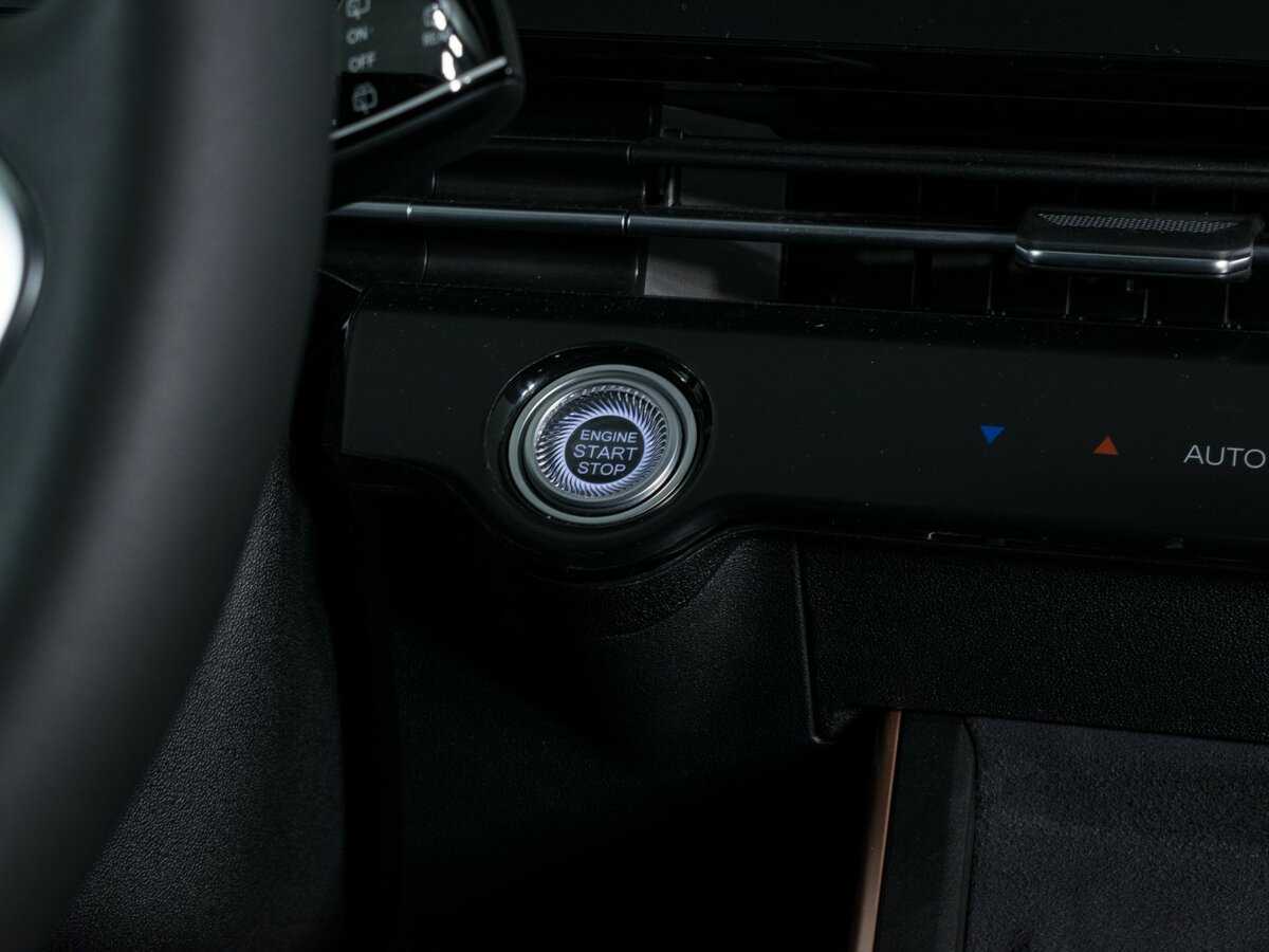 OMODA C5 с пробегом — 2024 год. Фото: #13