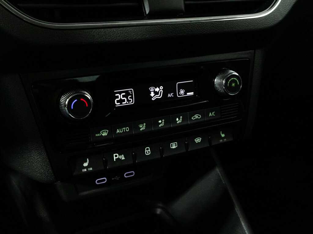 Skoda Rapid с пробегом — 2021 год. Фото: #15