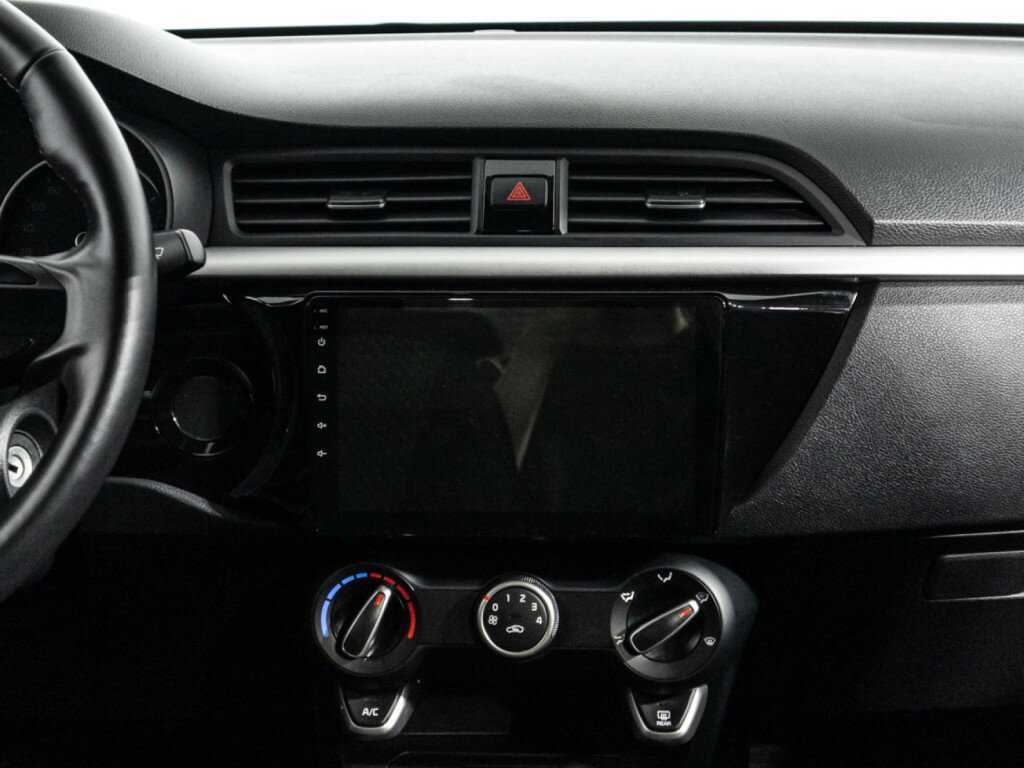 Kia Rio с пробегом — 2019 год. Фото: #13