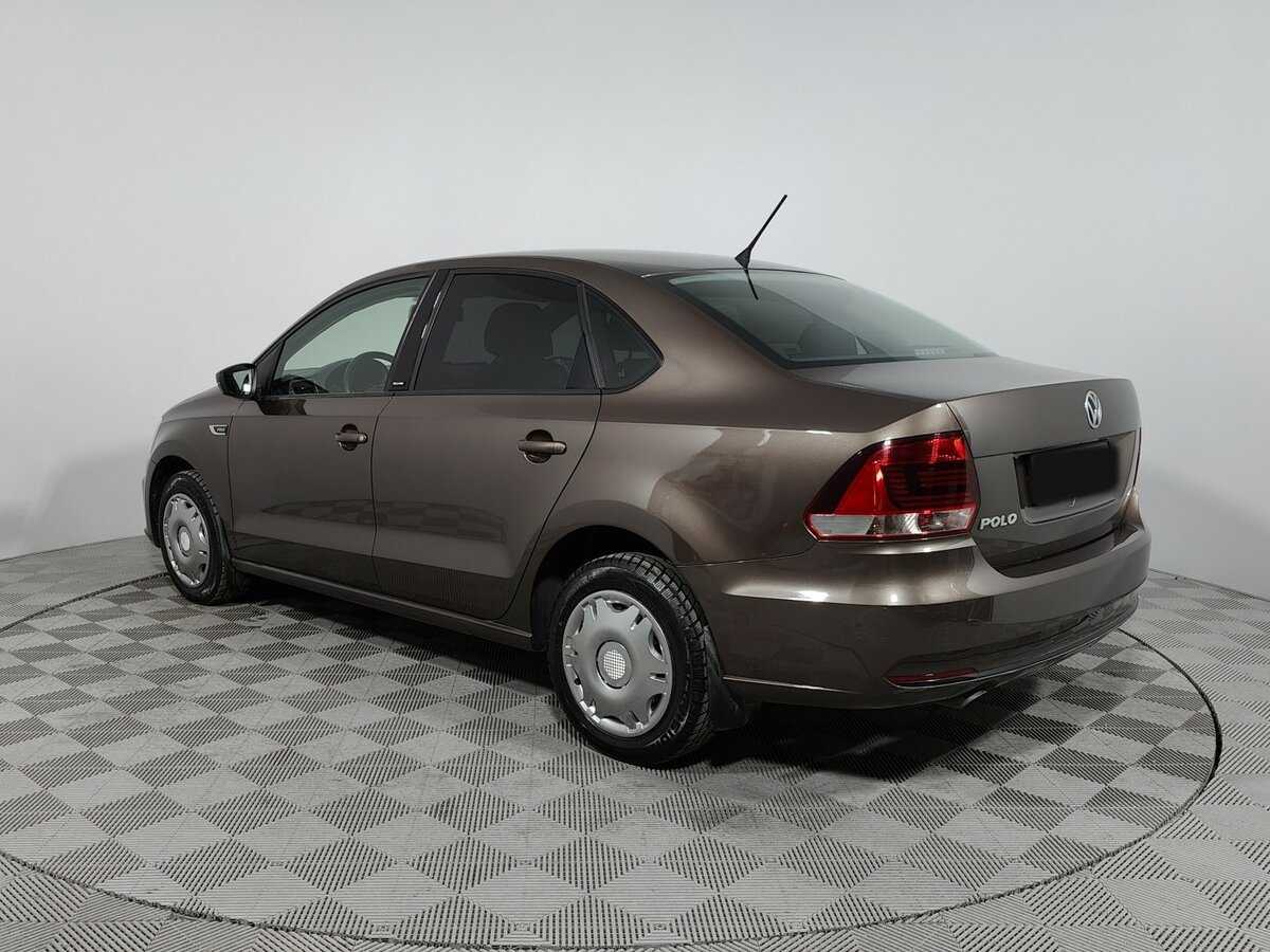 Volkswagen Polo с пробегом — 2016 год. Фото: #5