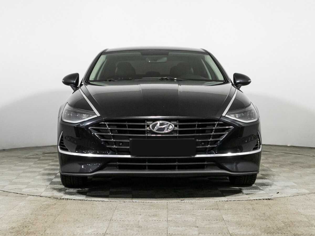 Hyundai Sonata с пробегом — 2020 год. Фото: #1