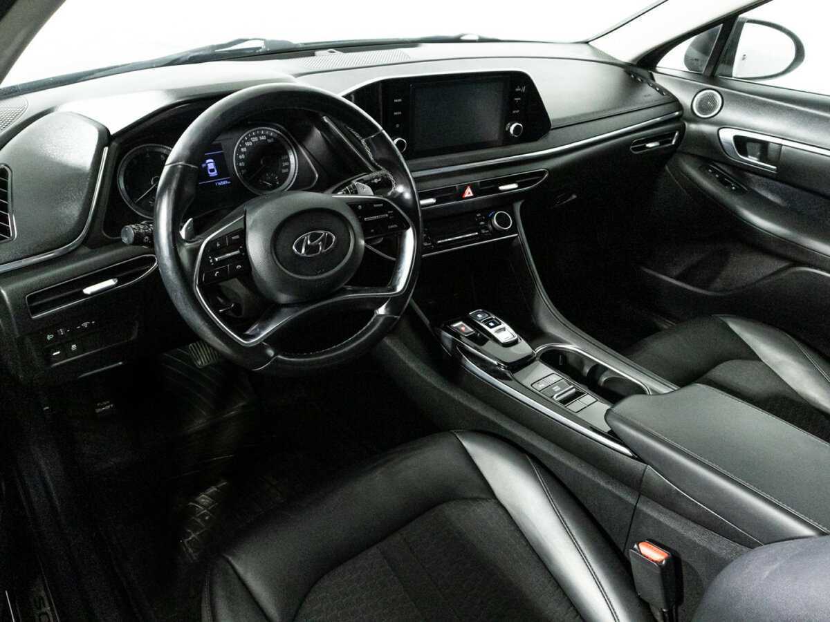 Hyundai Sonata с пробегом — 2020 год. Фото: #10