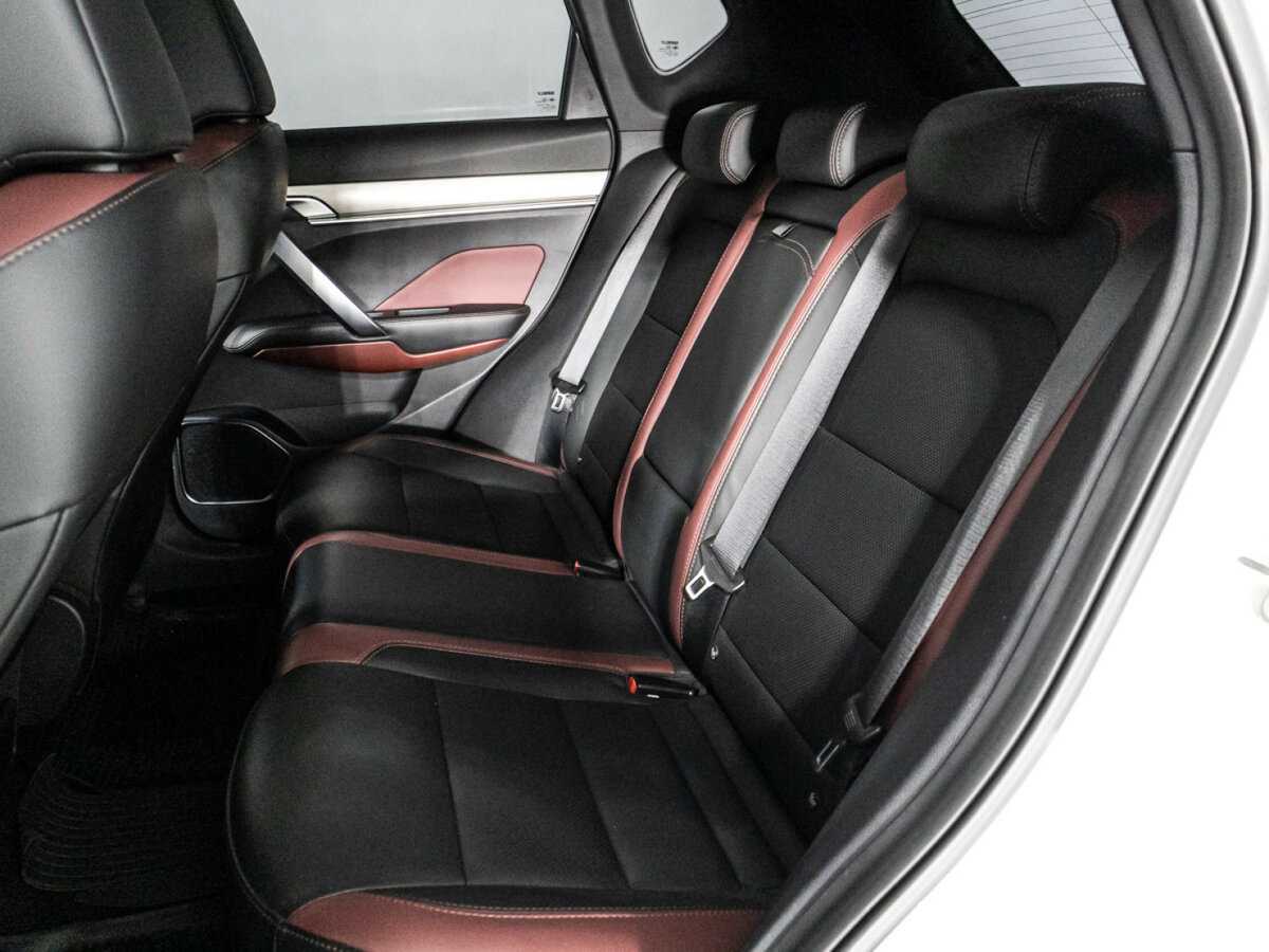 Geely Coolray с пробегом — 2021 год. Фото: #9