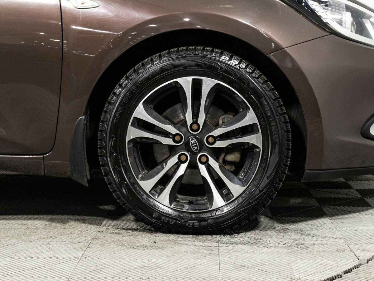 Kia Ceed с пробегом — 2013 год. Фото: #17