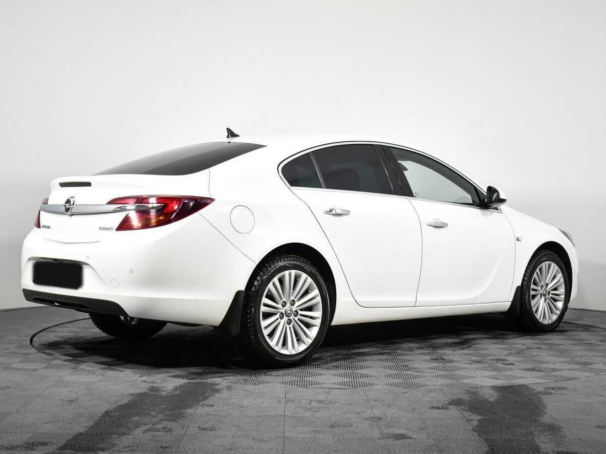 Opel Insignia с пробегом — 2014 год. Фото: #4