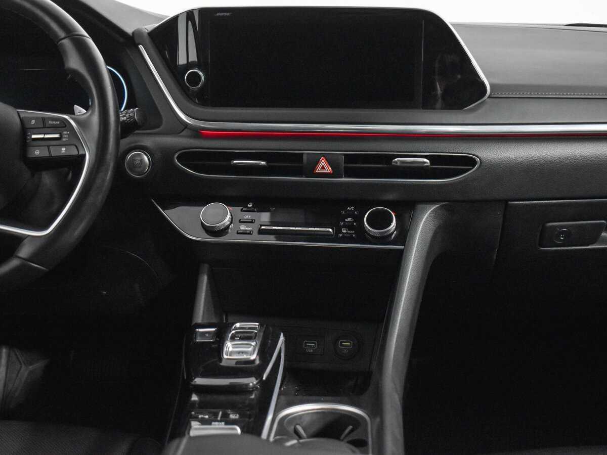 Hyundai Sonata с пробегом — 2020 год. Фото: #12