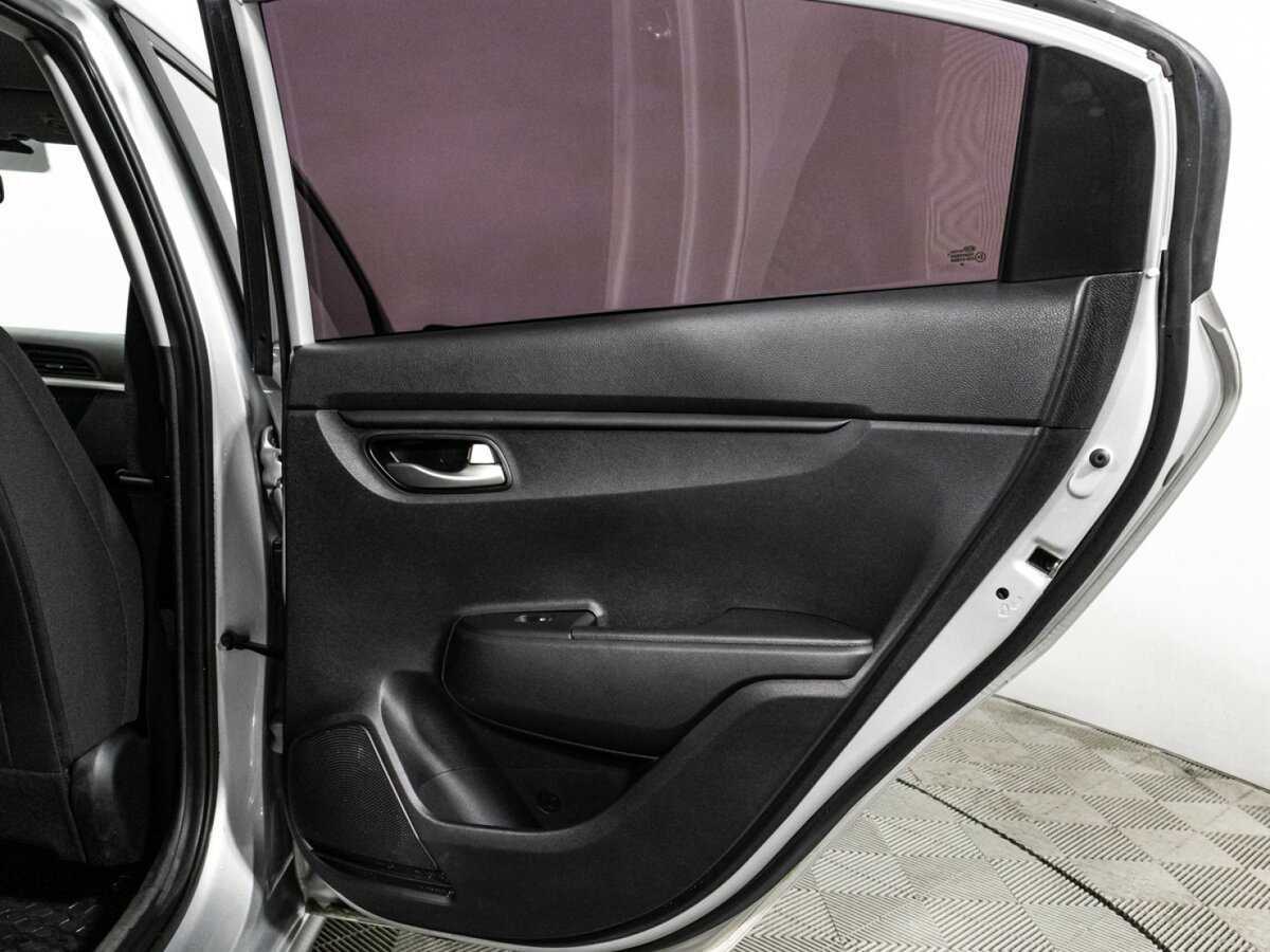 Kia Rio с пробегом — 2020 год. Фото: #23