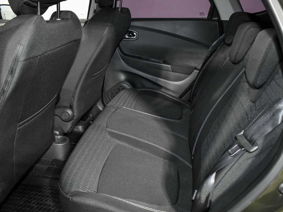 Renault Kaptur с пробегом — 2016 год. Фото: #11