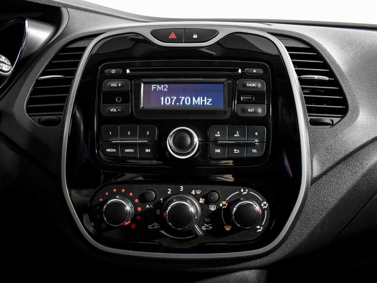 Renault Kaptur с пробегом — 2016 год. Фото: #17