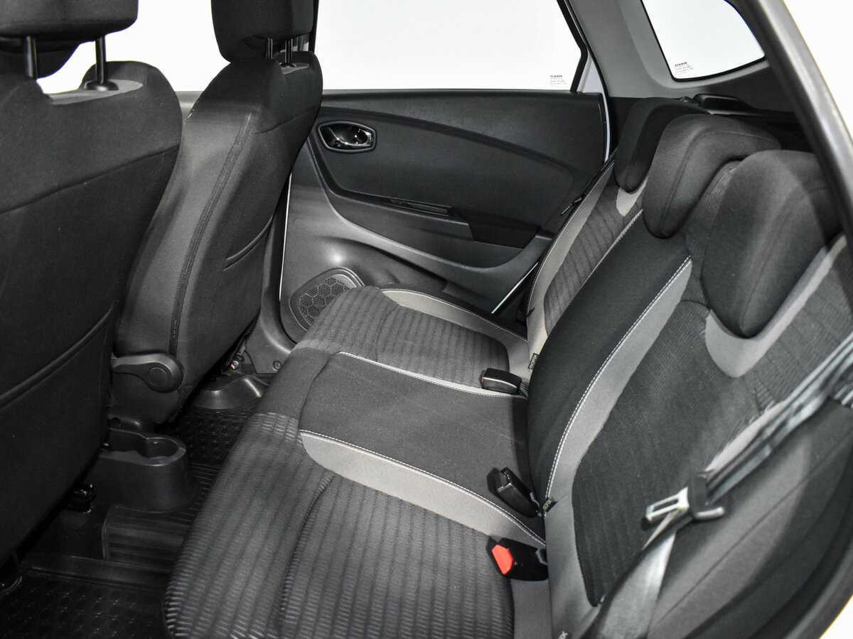 Renault Kaptur с пробегом — 2016 год. Фото: #12