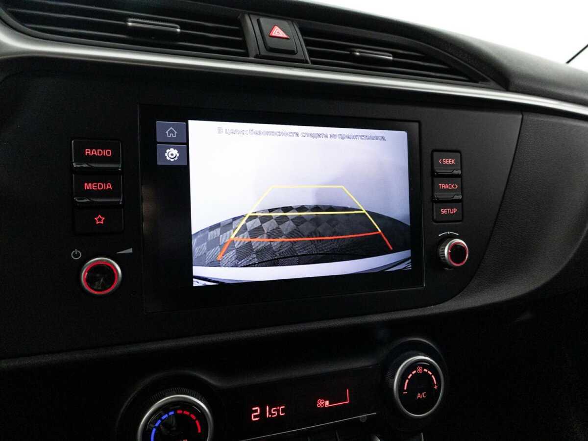 Kia Rio с пробегом — 2021 год. Фото: #18