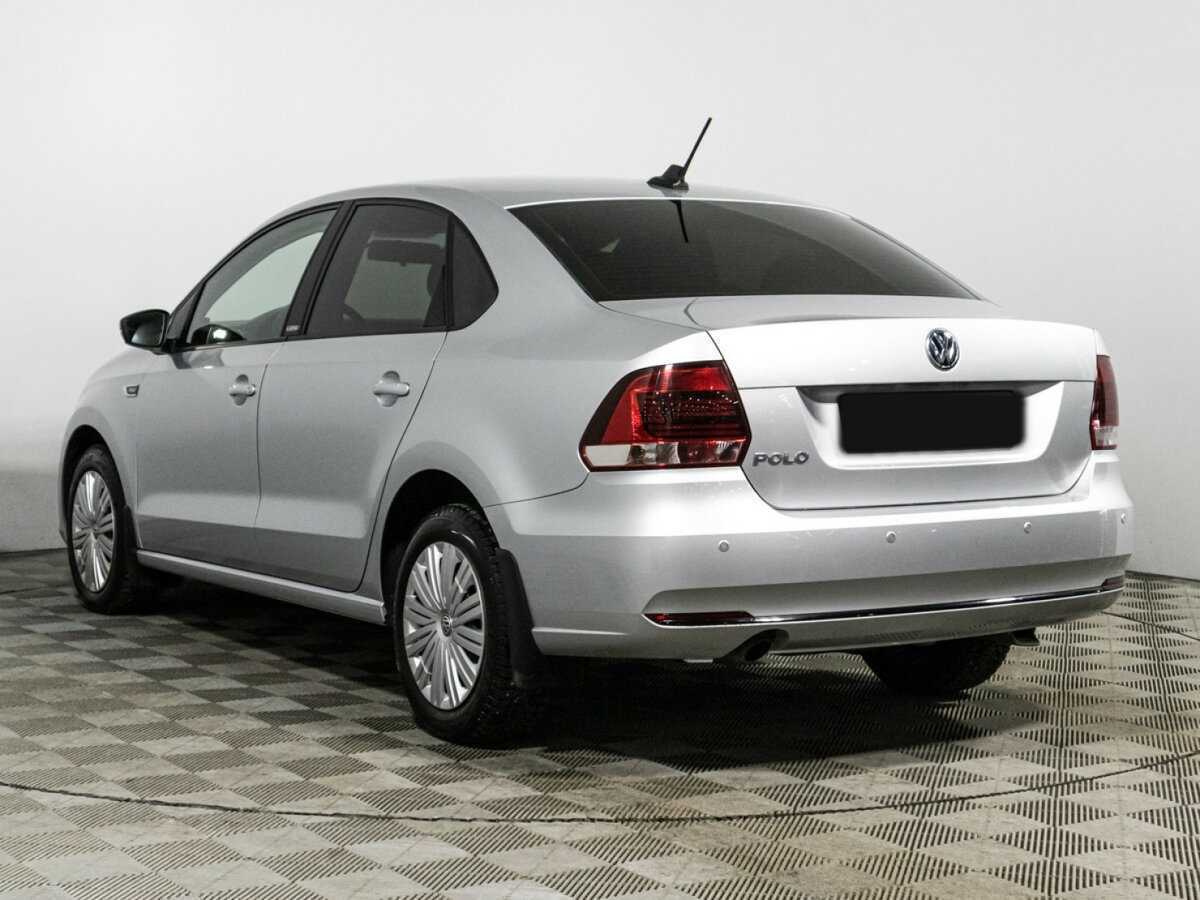 Volkswagen Polo с пробегом — 2018 год. Фото: #6