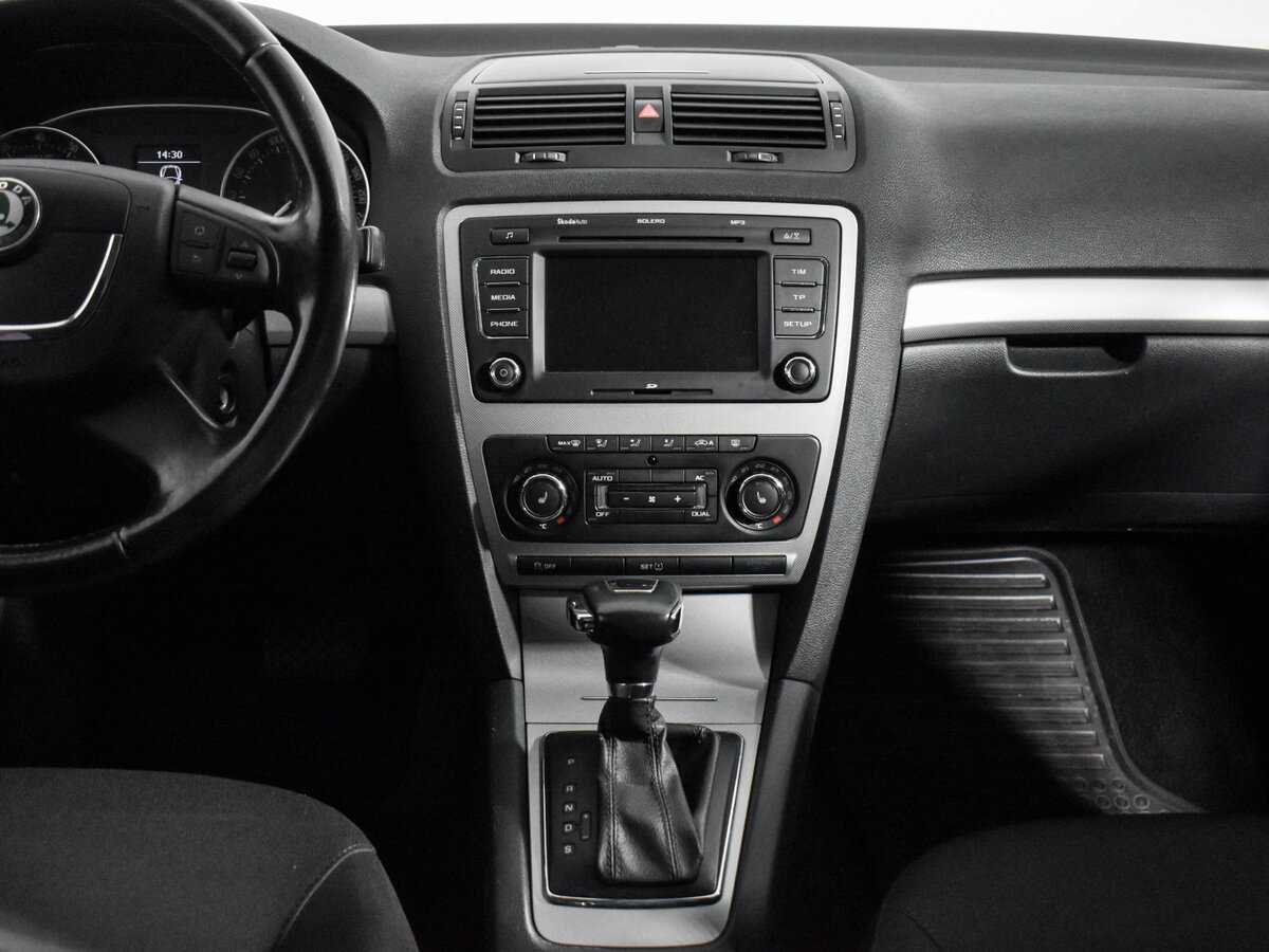 Skoda Octavia с пробегом — 2012 год. Фото: #13