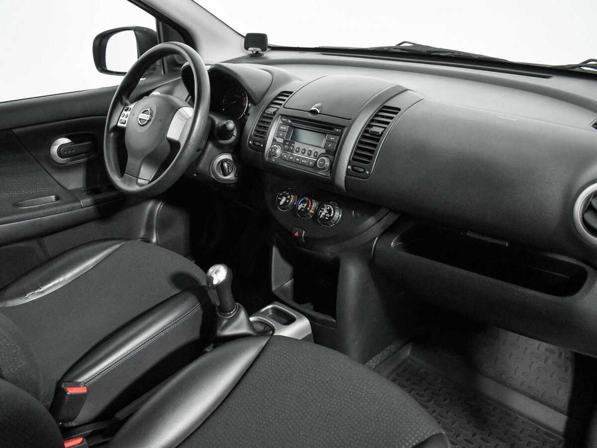 Nissan Note с пробегом — 2013 год. Фото: #12