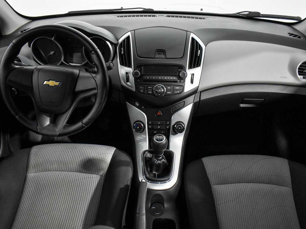 Chevrolet Cruze с пробегом — 2014 год. Фото: #12