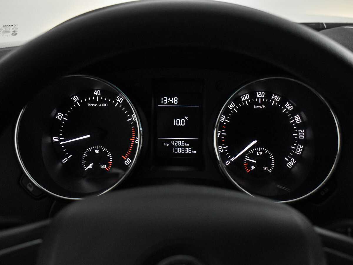 Skoda Yeti с пробегом — 2015 год. Фото: #17