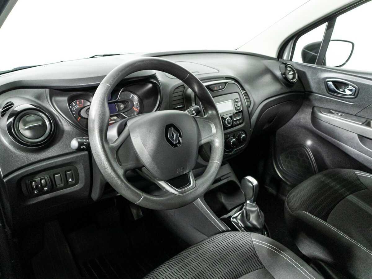 Renault Kaptur с пробегом — 2018 год. Фото: #10