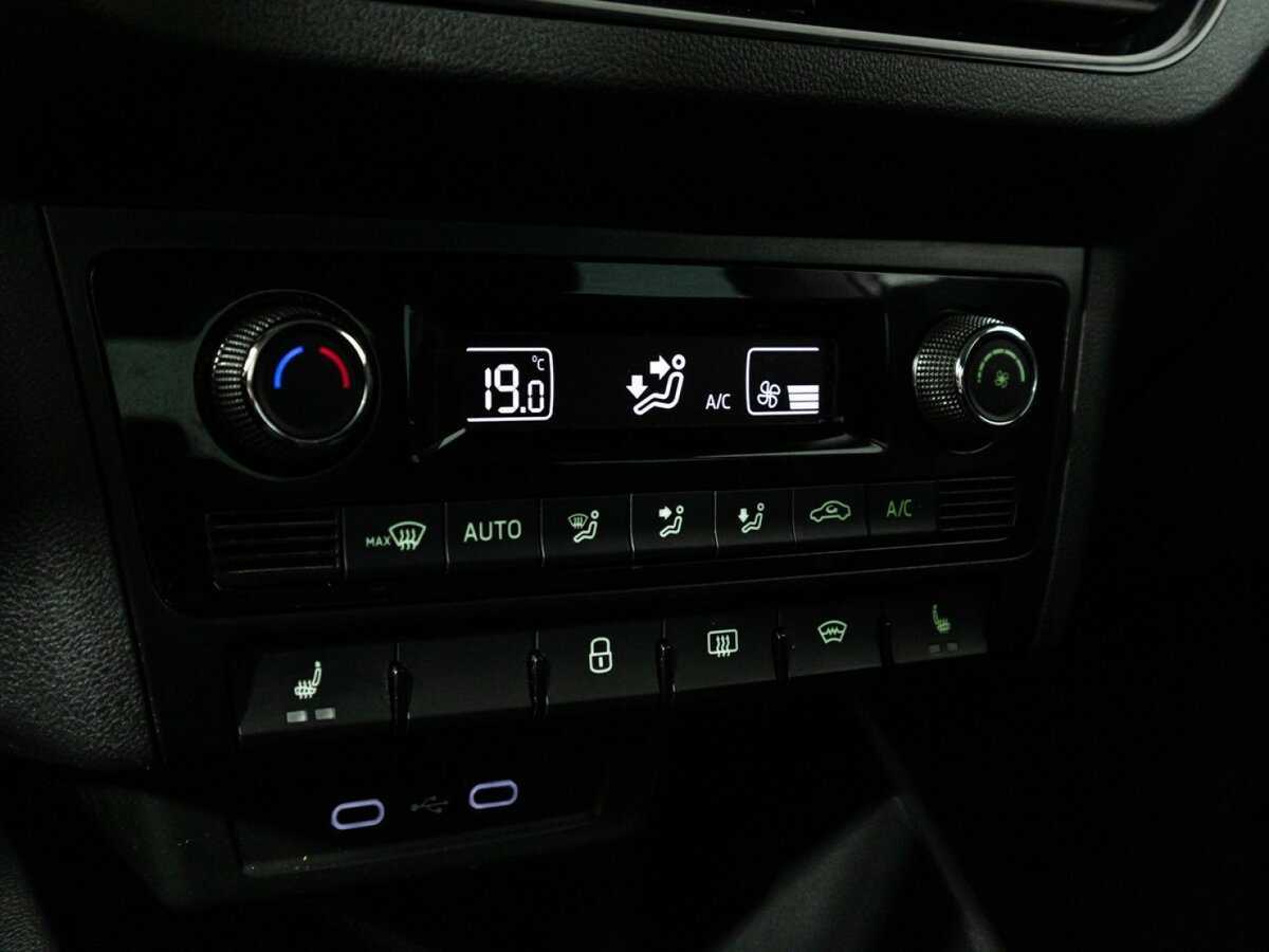 Skoda Rapid с пробегом — 2020 год. Фото: #15