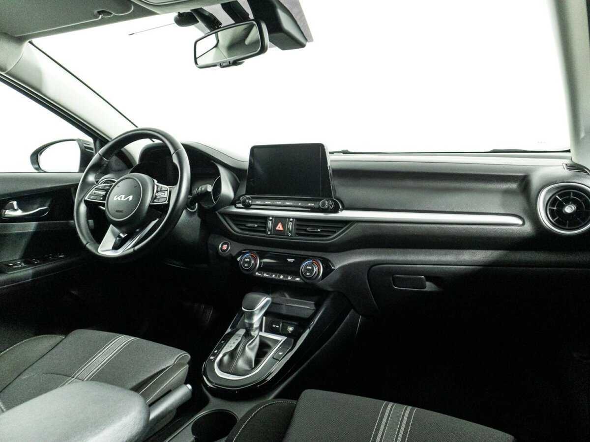 Kia Cerato с пробегом — 2021 год. Фото: #8