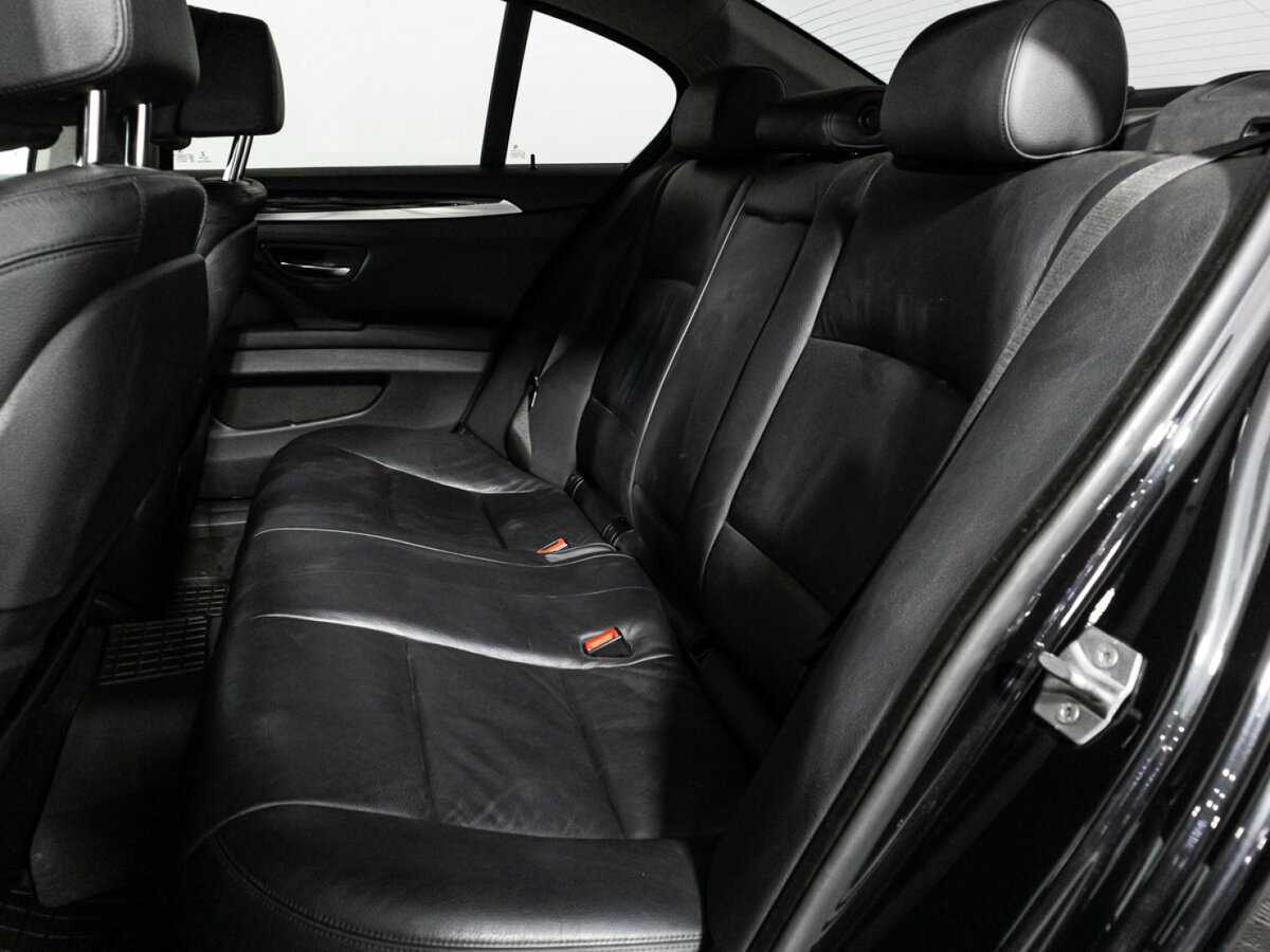 BMW 5 серии с пробегом — 2014 год. Фото: #9