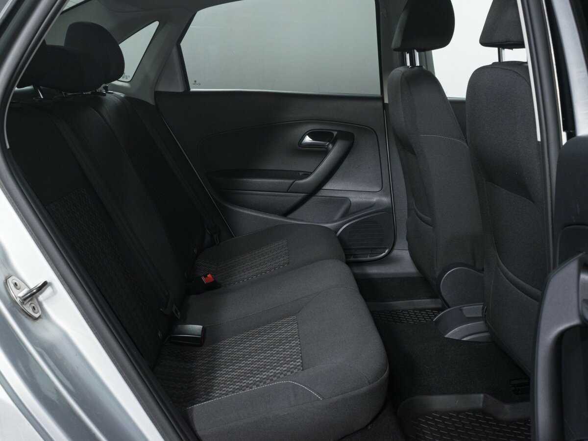 Volkswagen Polo с пробегом — 2017 год. Фото: #9