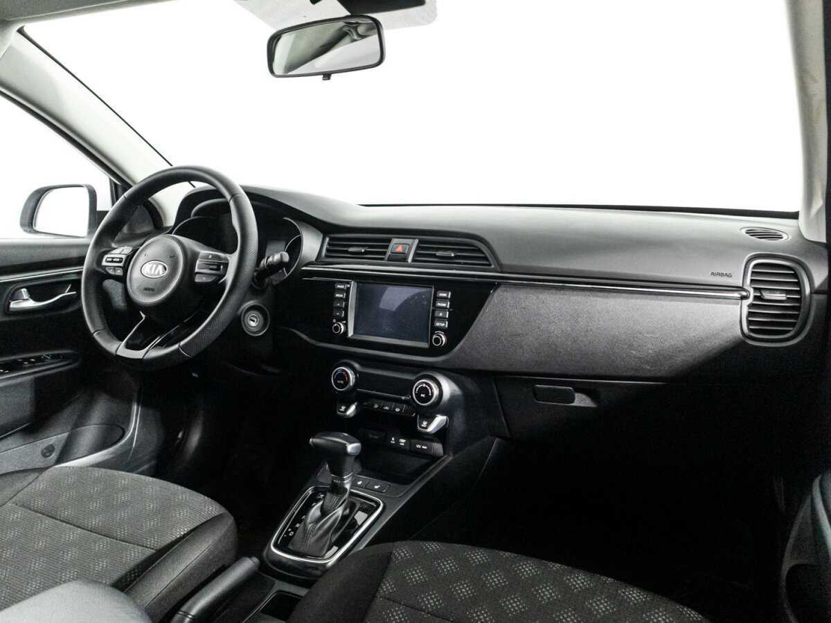 Kia Rio с пробегом — 2017 год. Фото: #8