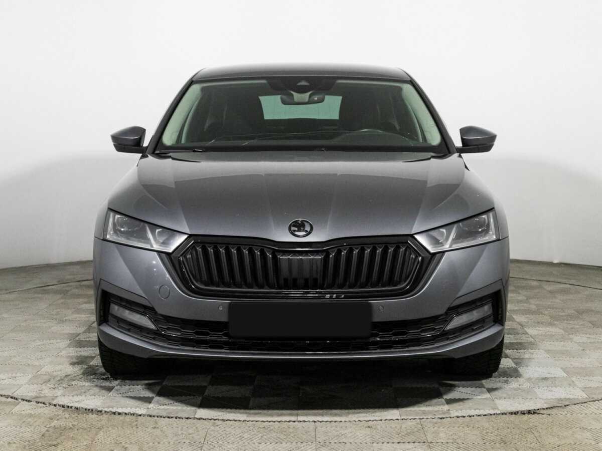 Skoda Octavia с пробегом — 2021 год. Фото: #1
