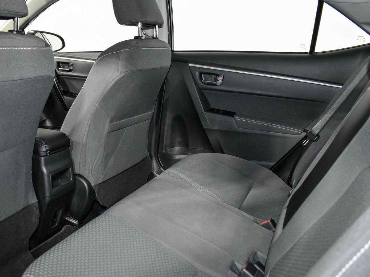 Toyota Corolla с пробегом — 2016 год. Фото: #13