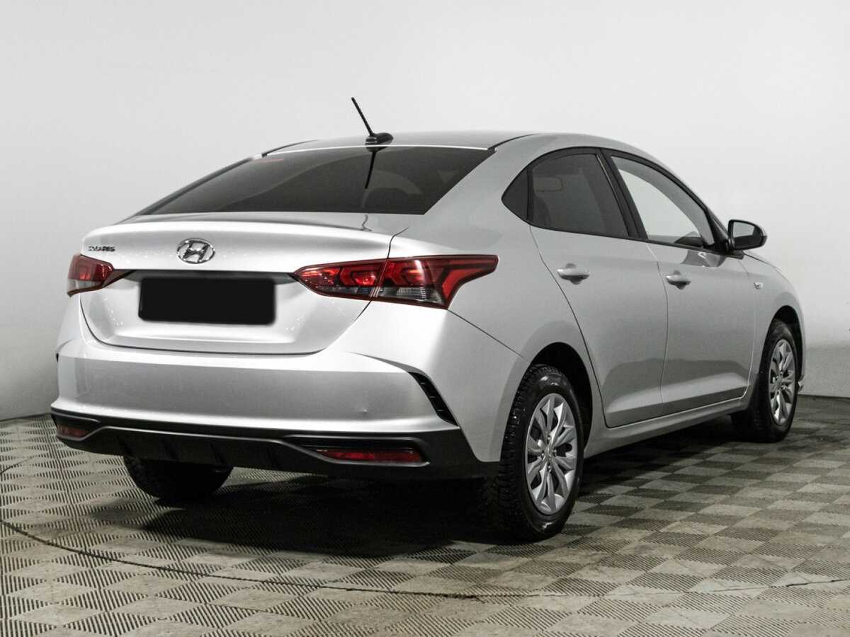 Hyundai Solaris с пробегом — 2022 год. Фото: #4