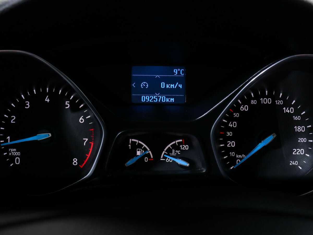 Ford Focus с пробегом — 2015 год. Фото: #10